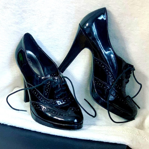 Heels Black Patent Leather size:7 - Picture 1 of 2